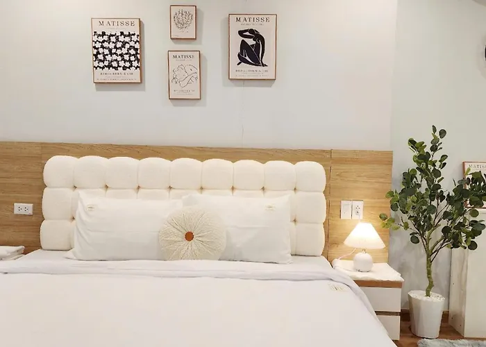 Chuoi Huy Hoang Bay Apartment *